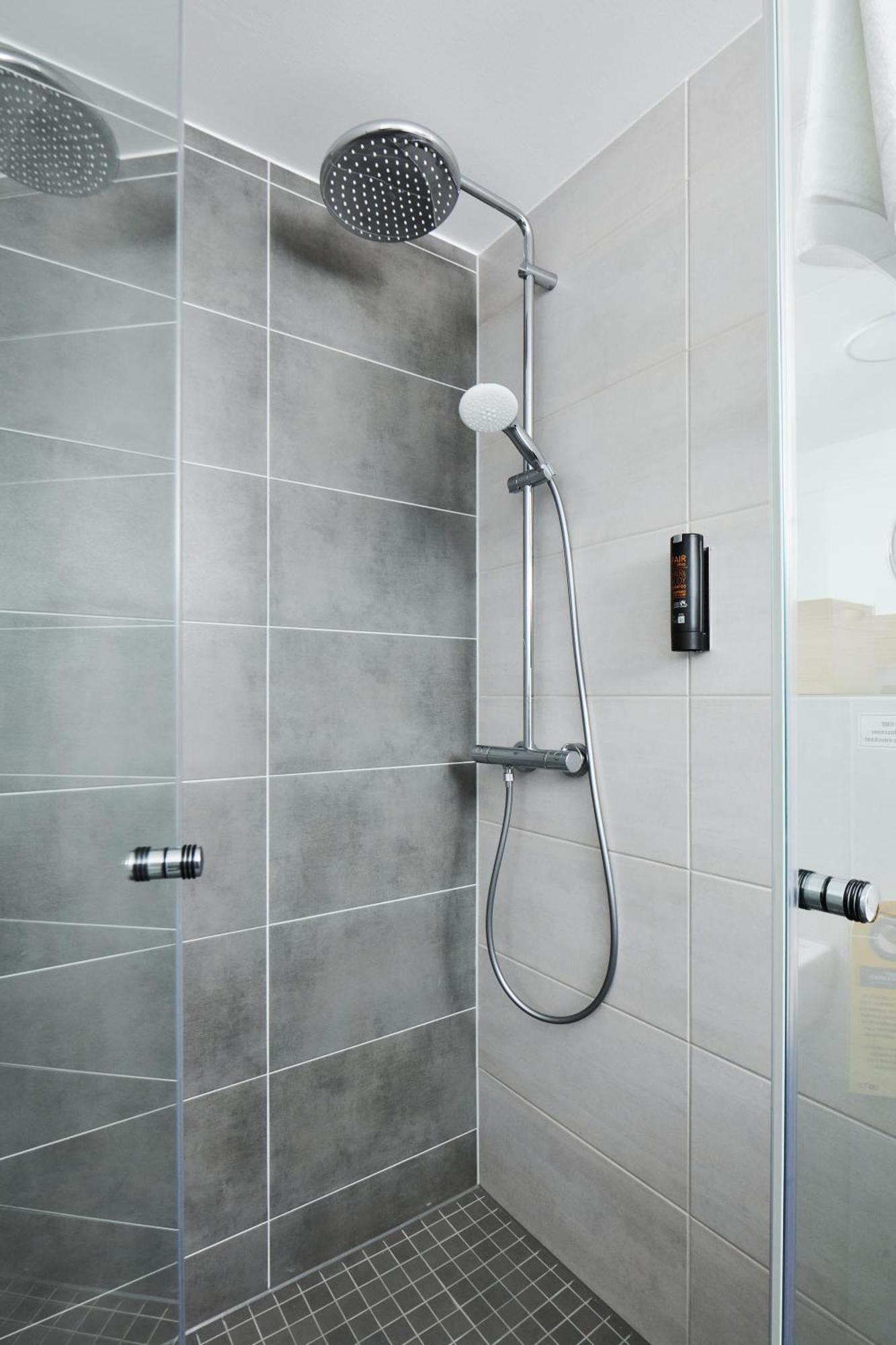 Adapt Apartments Зиген Стая снимка